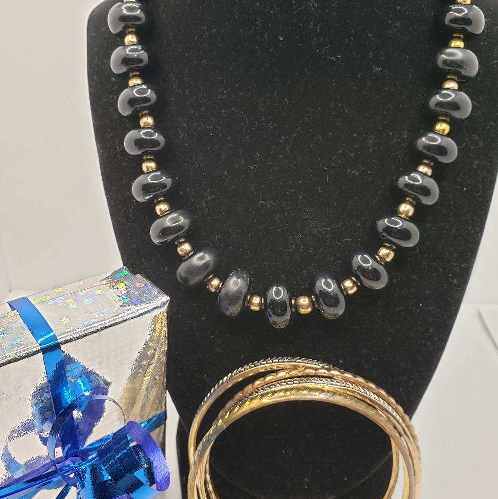 Vintage Bundle, 5 Items - image 2